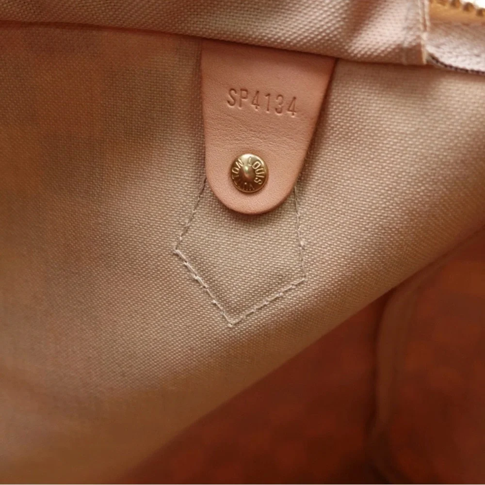 AUTHENTIC Louis Vuitton: Speedy 30 Damier Azur - Picture 15 of 16